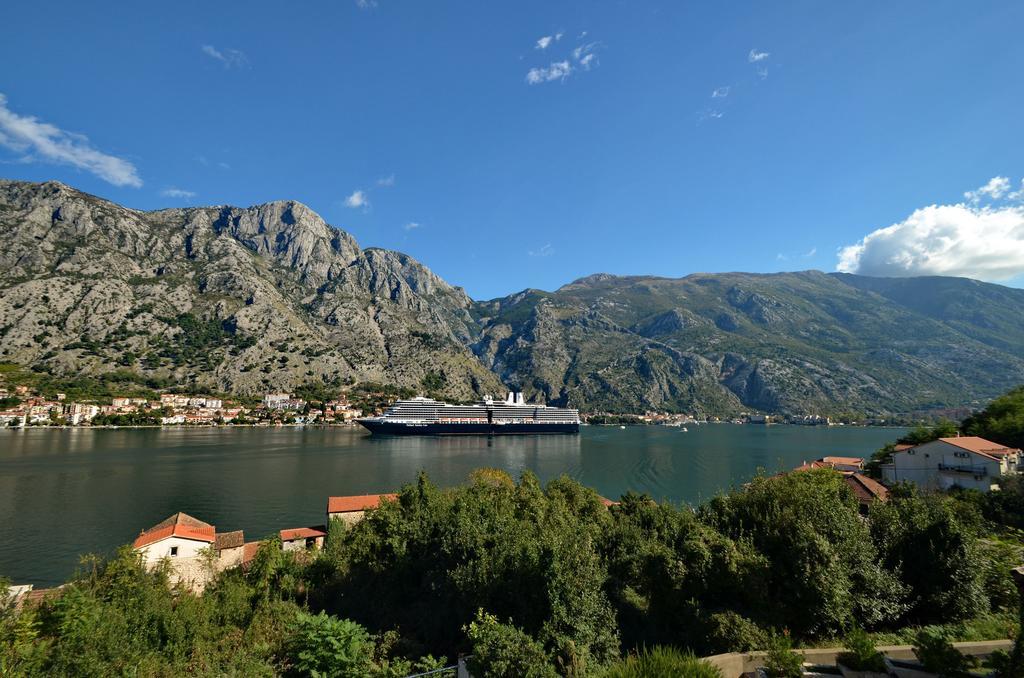 Muo Apartments Kotor Luaran gambar