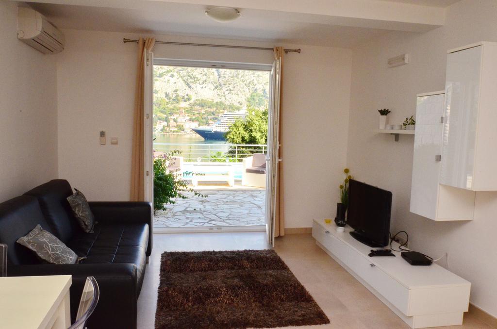 Muo Apartments Kotor Bilik gambar
