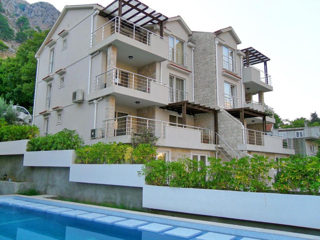 Muo Apartments Kotor Luaran gambar