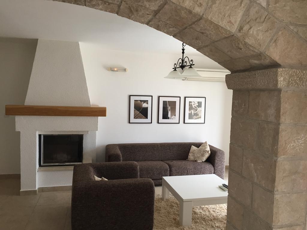Muo Apartments Kotor Luaran gambar